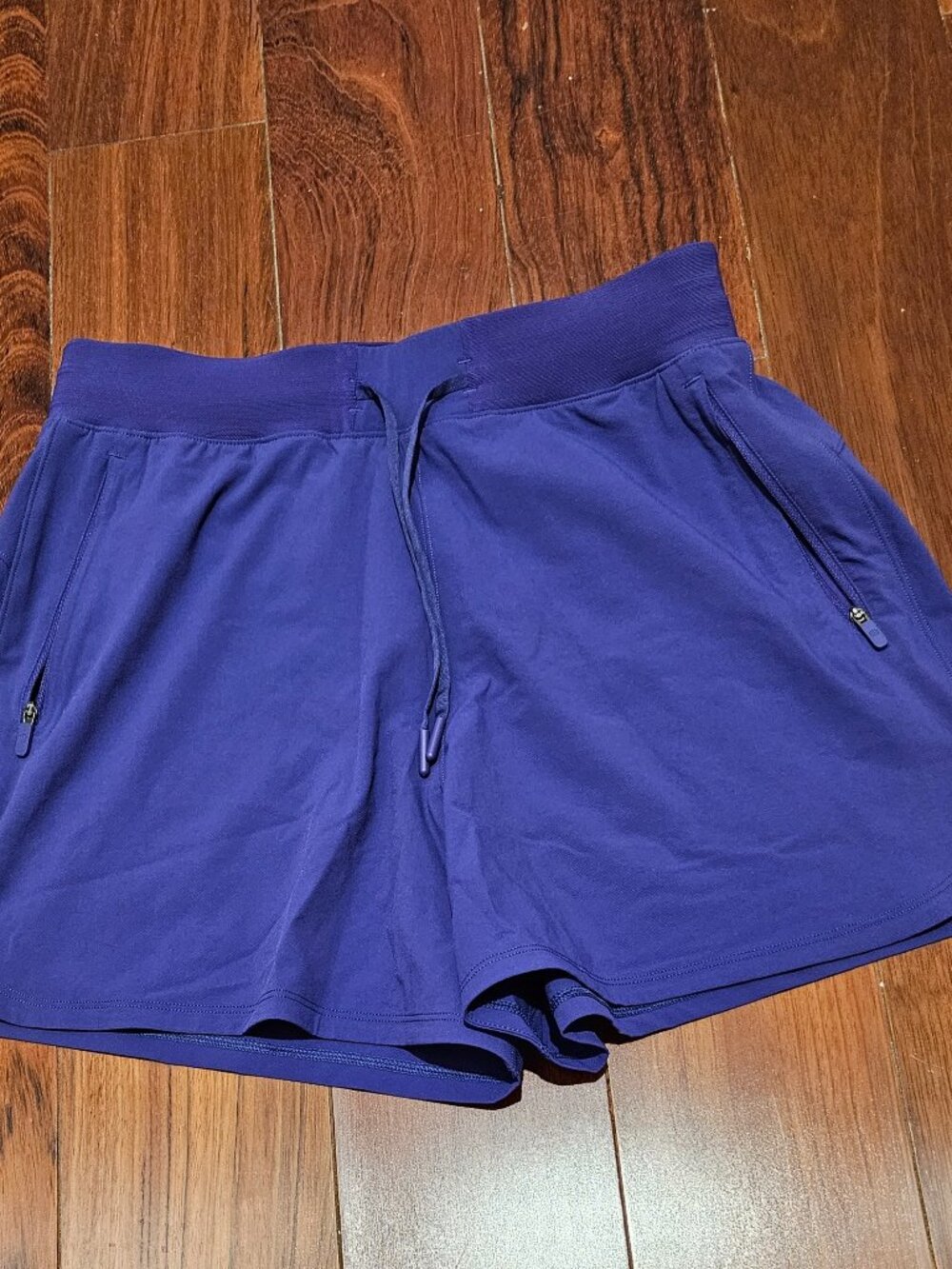 Lululemon Shorts Purple Size 6 NWOT